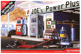 Academy 15122. Joe's Power Plus Service Station. 1:24 Scale