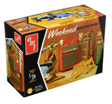 AMTPP015M, Garage Accessory Set #1 - Weekend Wrenchin'. 1:25 Scale