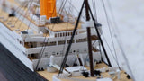 Academy 14215 - Titanic, The White Star Liner, Multi Colour Parts, 1:400 Scale. FREE Postage